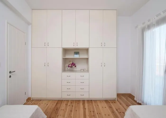 Aelia Sunset Semesterbostad